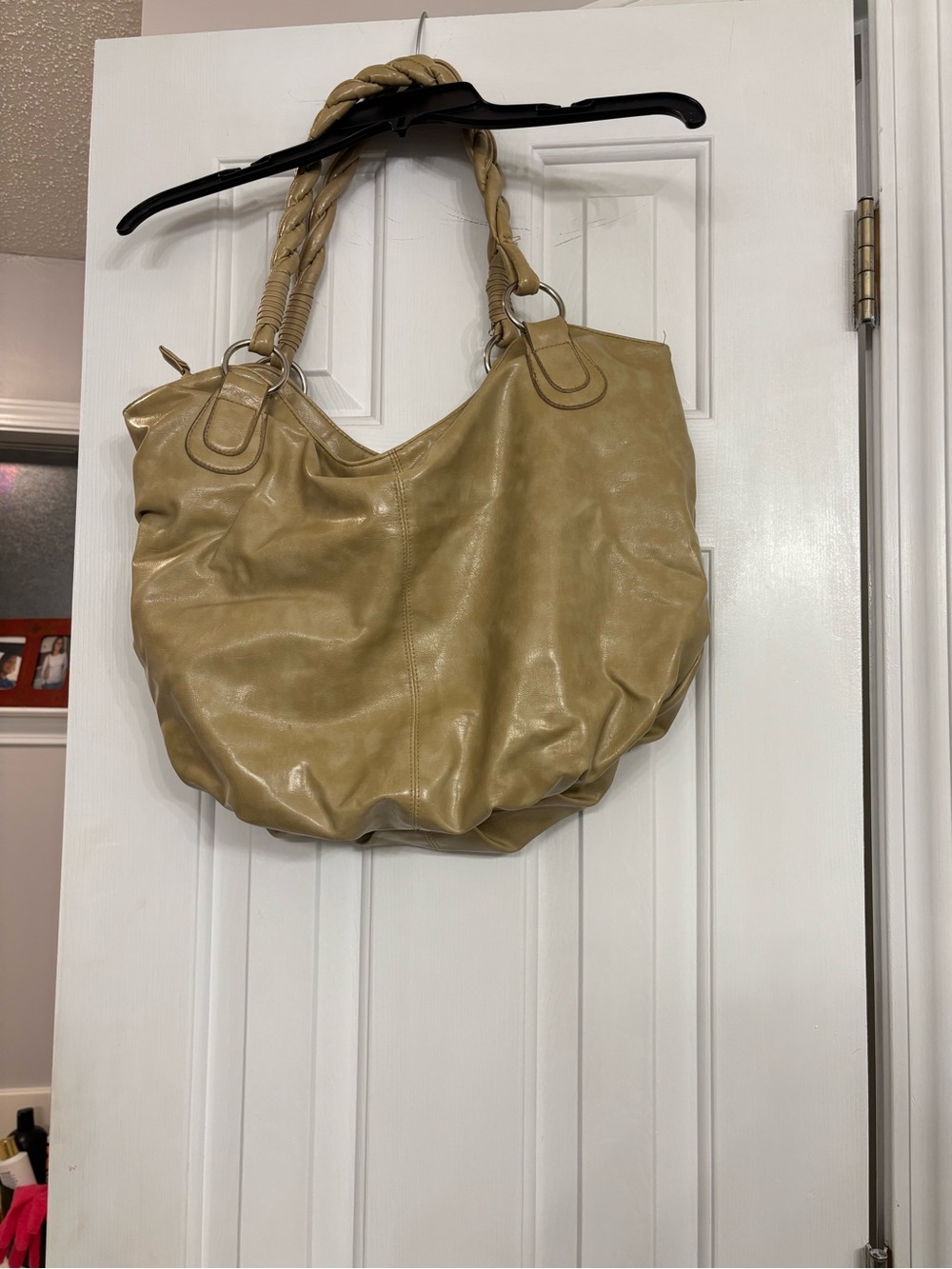 Everyday Large Tote Shoulder Bag in Tan